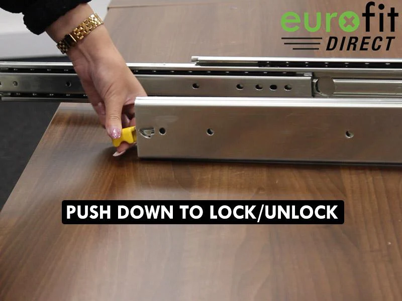 Heavy Duty Locking Drawer Runner 864mm - 250kg - Full Extension - Image 4